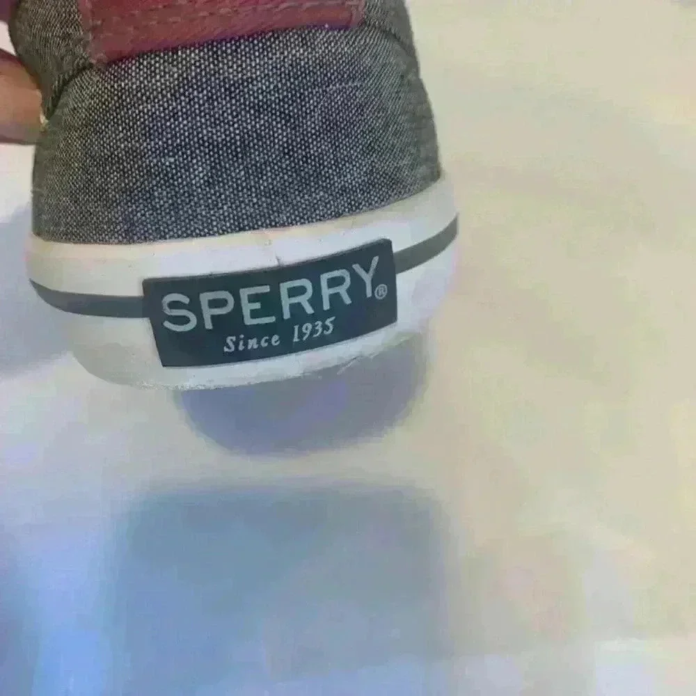 Sperry Top-Sider Gray Striper II Non-Marking Shoes Men’s Size 5 Women’s Size 6.5